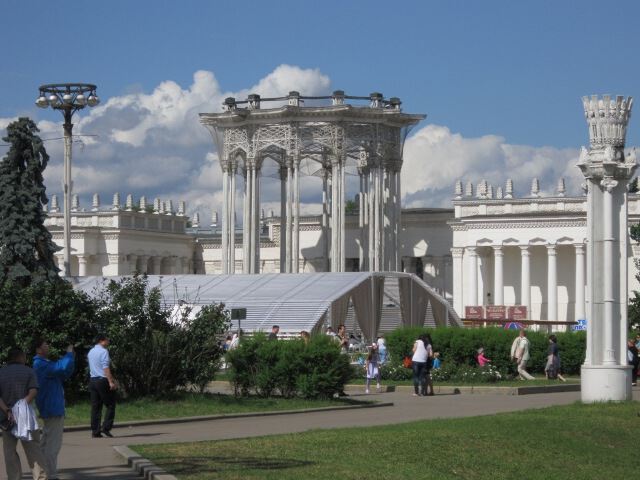 Москва. ВДНХ. Павильон