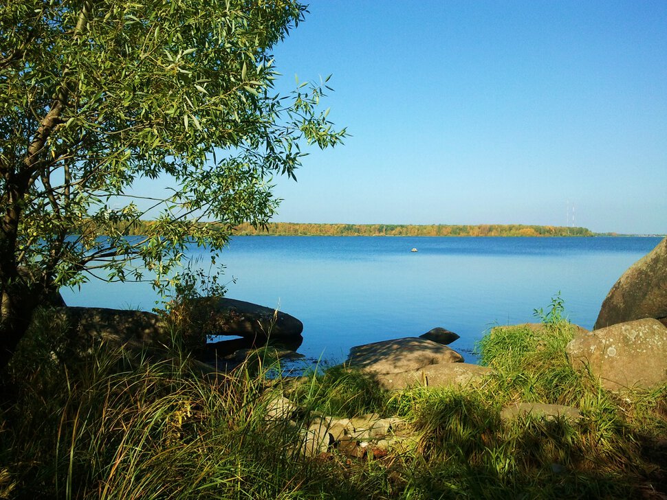 У озера в сентябре