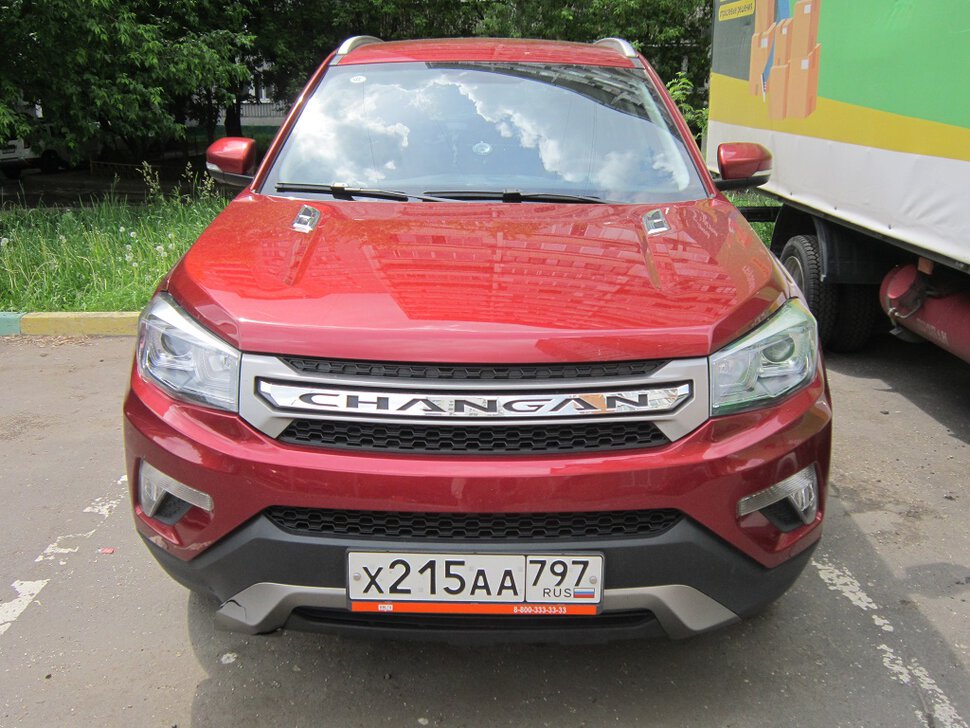 Красный Changan