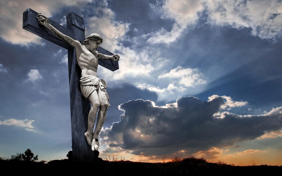 Иисус распятый на кресте картинки