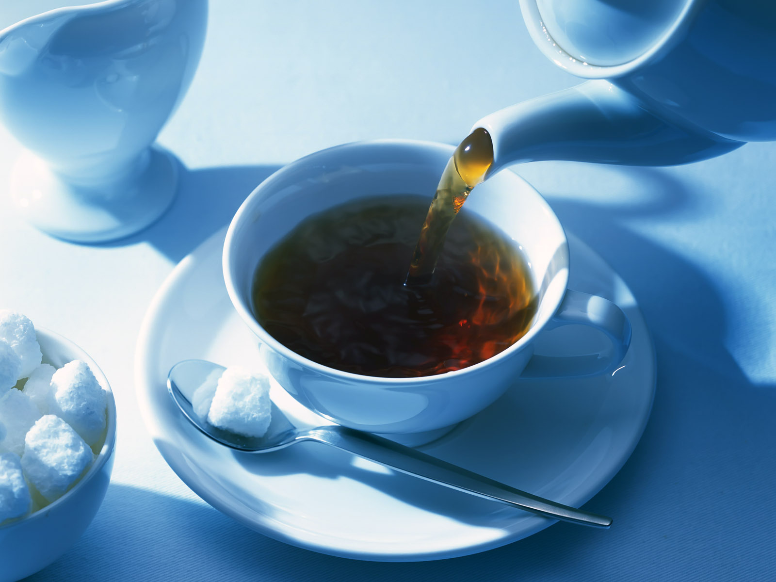 Синяя Кружка с чаем