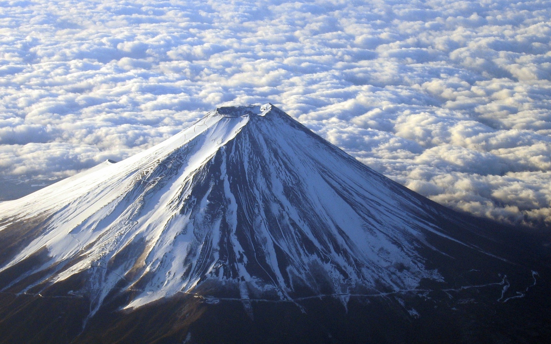 Япония вулкан Фудзияма фото