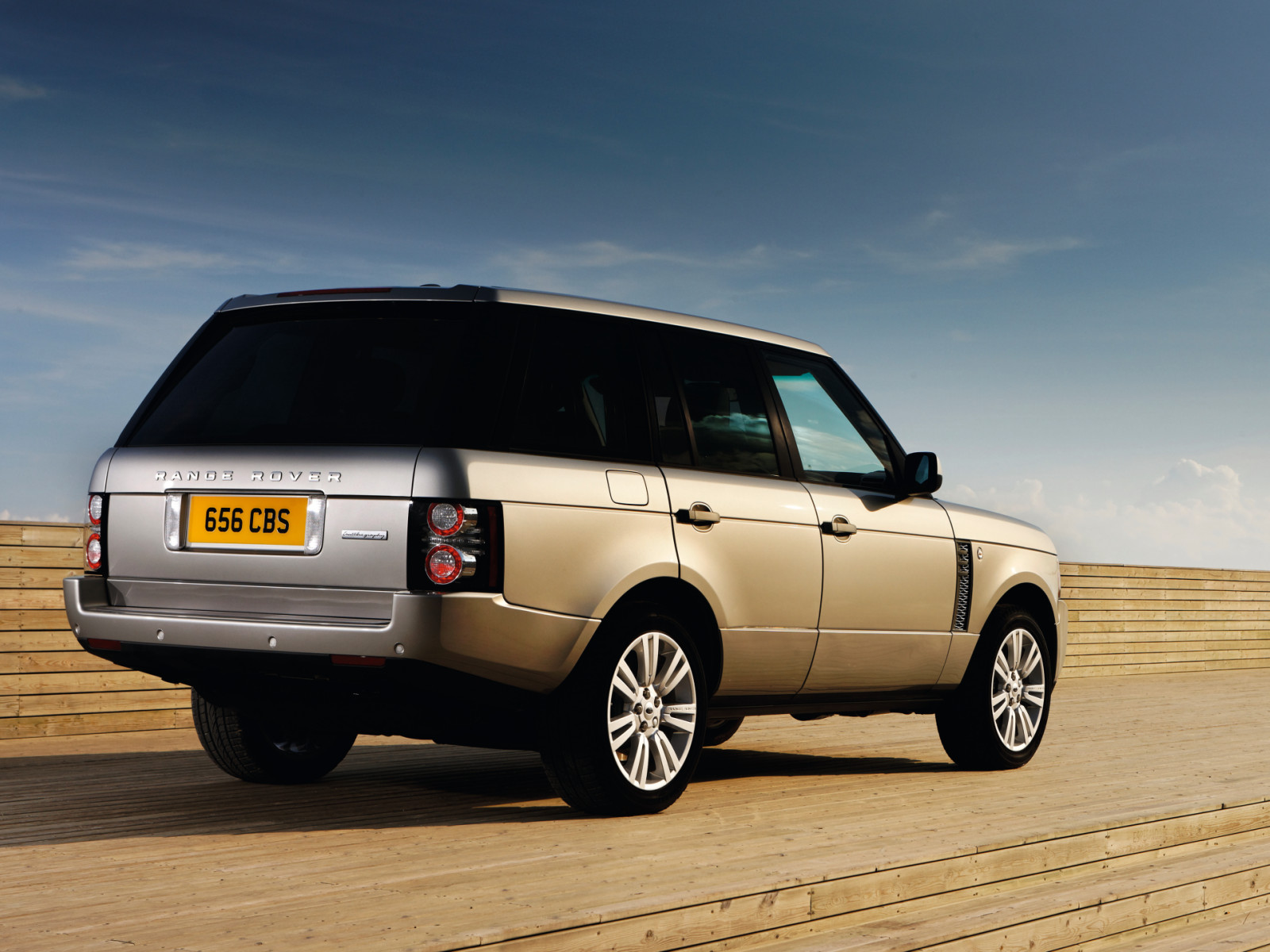 Фото land rover range rover