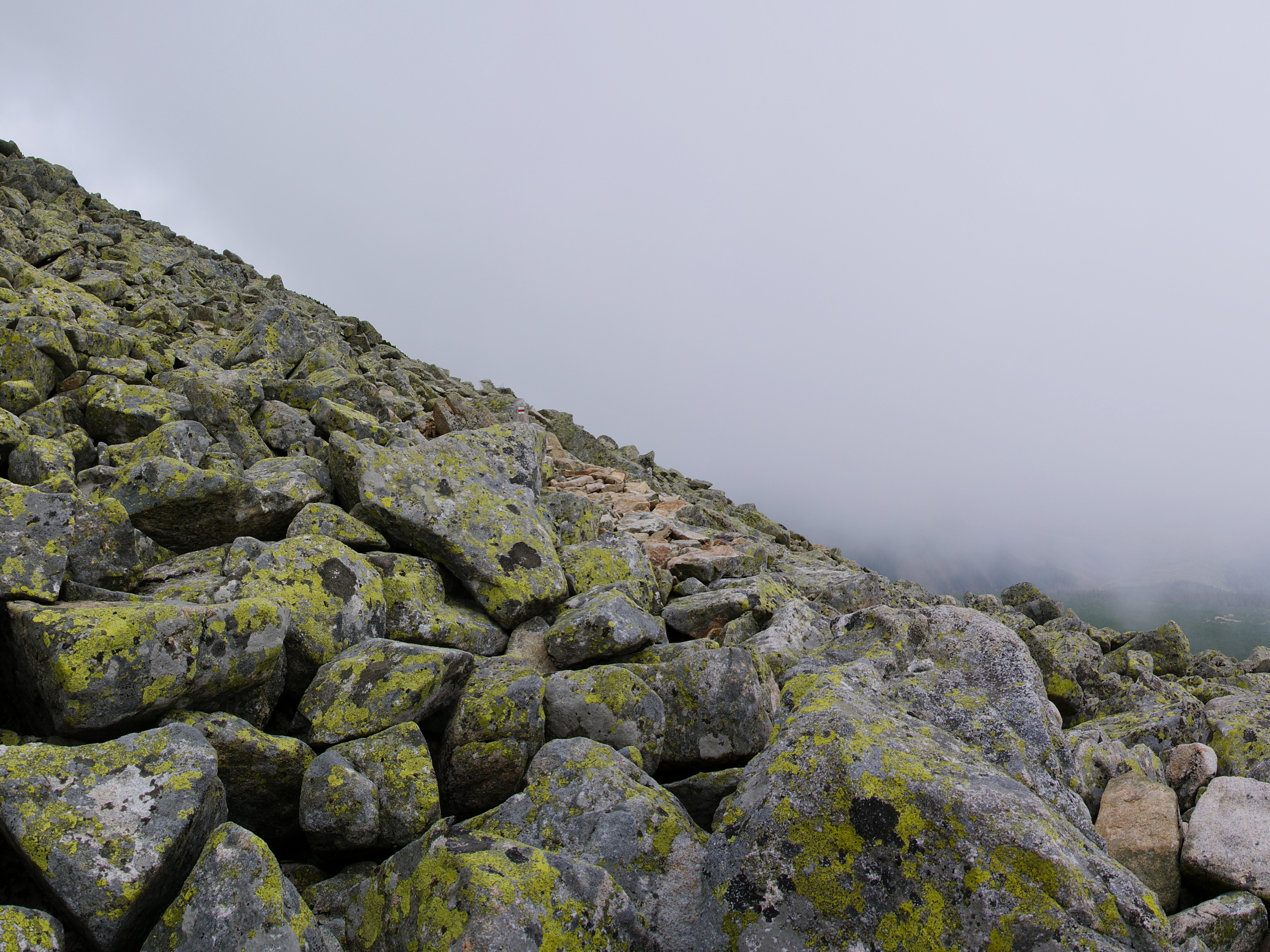 Mountain stone. Каменистые горы. Камни в горах. Каменный склон. Каменистые скалы.